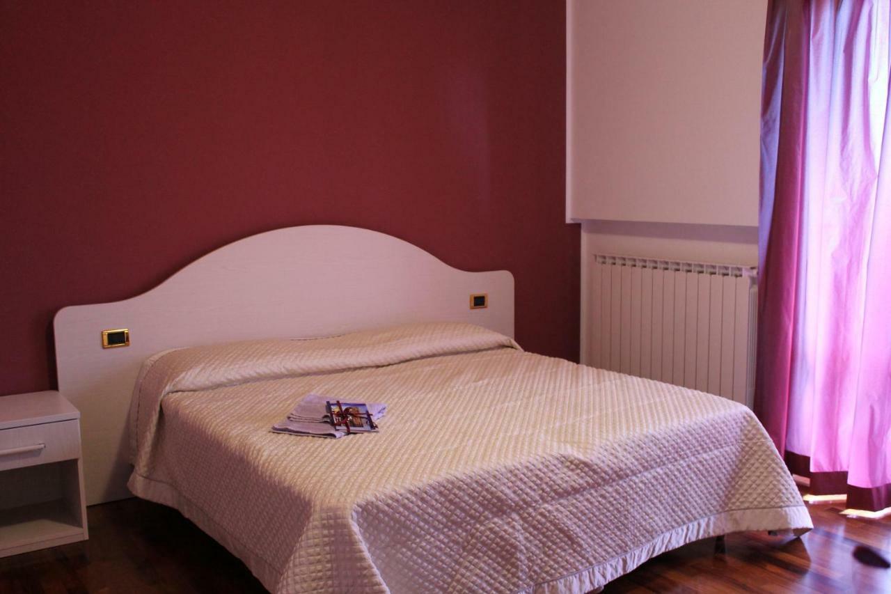 Il Mandorlo B&B Civitanova Alta Εξωτερικό φωτογραφία