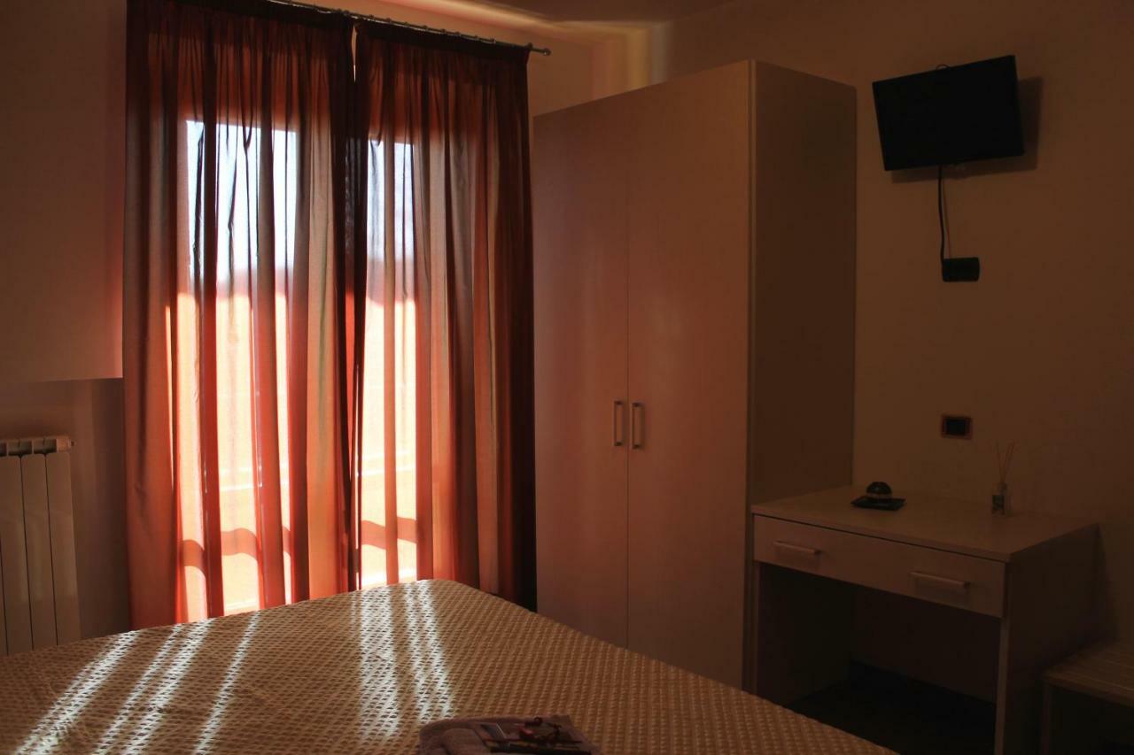 Il Mandorlo B&B Civitanova Alta Εξωτερικό φωτογραφία
